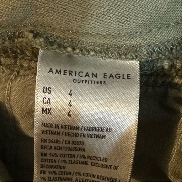 American Eagle Outfitters High Waist Olive Shorts - Picture 3 of 3